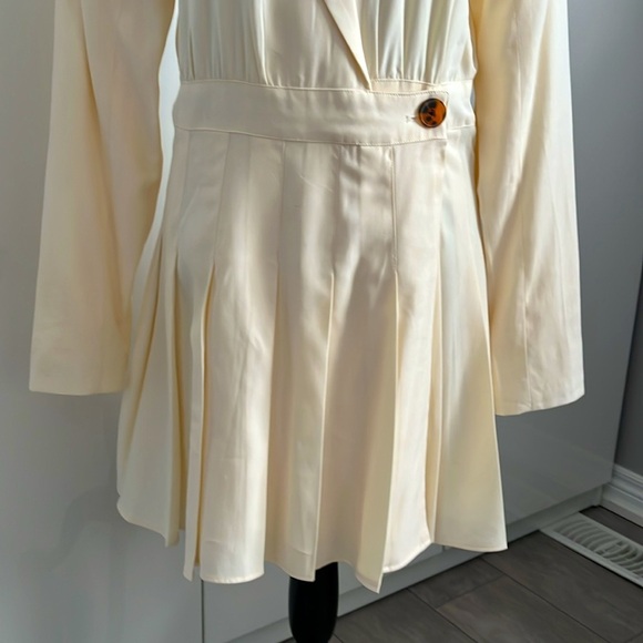 REVOLVE DANIELLE BERSTEIN NWOT Long Sleeve Tennis Dress Lined, Size L - Picture 7 of 16